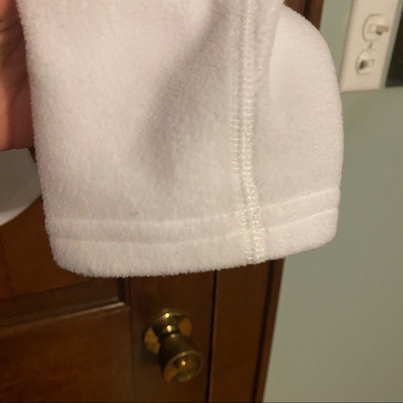 The North Face White Shell - Picture 5 of 9